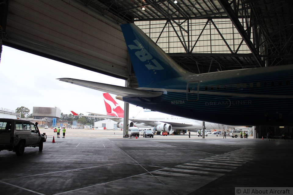 Boeing 787-8 N787BA