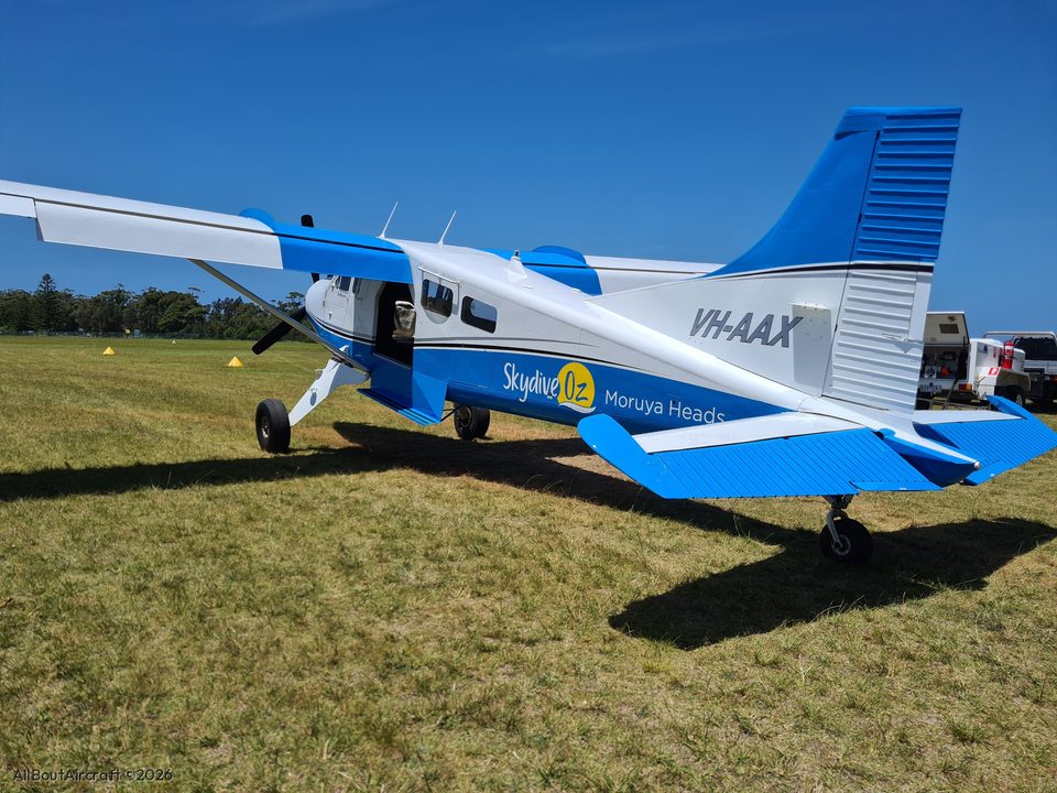VH-AAX at Moruya, November 2020