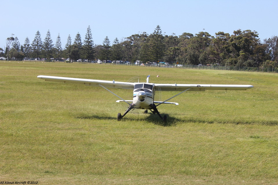 Taxiing in @ Moruya