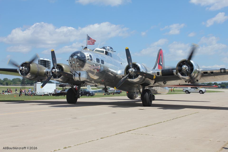 Boeing B-17 Flying Fortress Yankee Lady