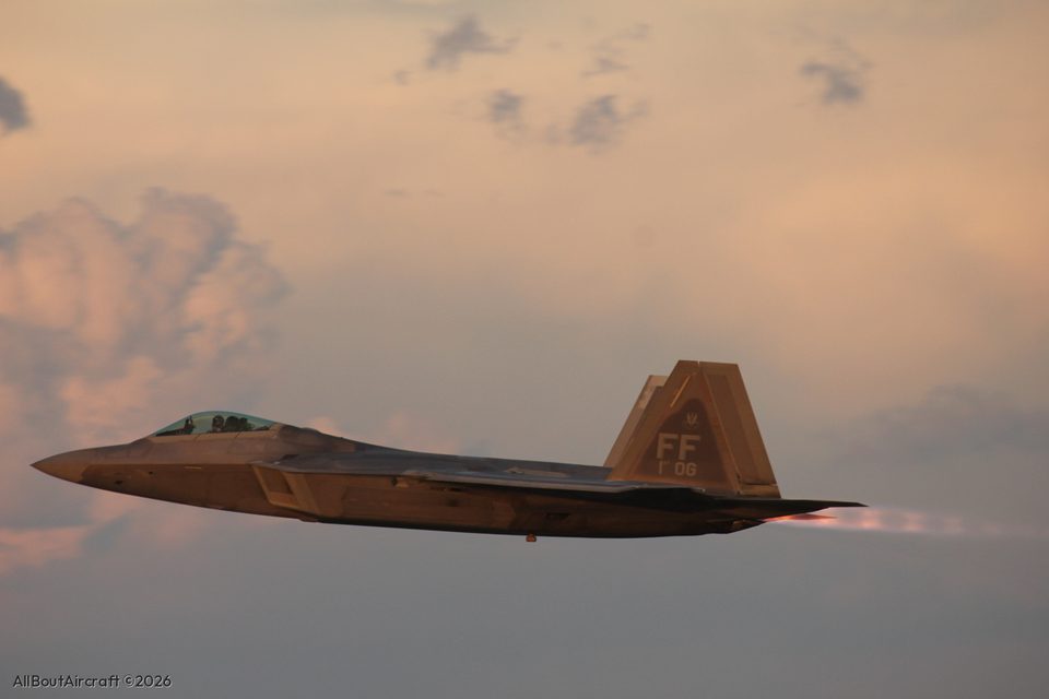 F-22 Raptor, 1st Fighter Wing, at sunset